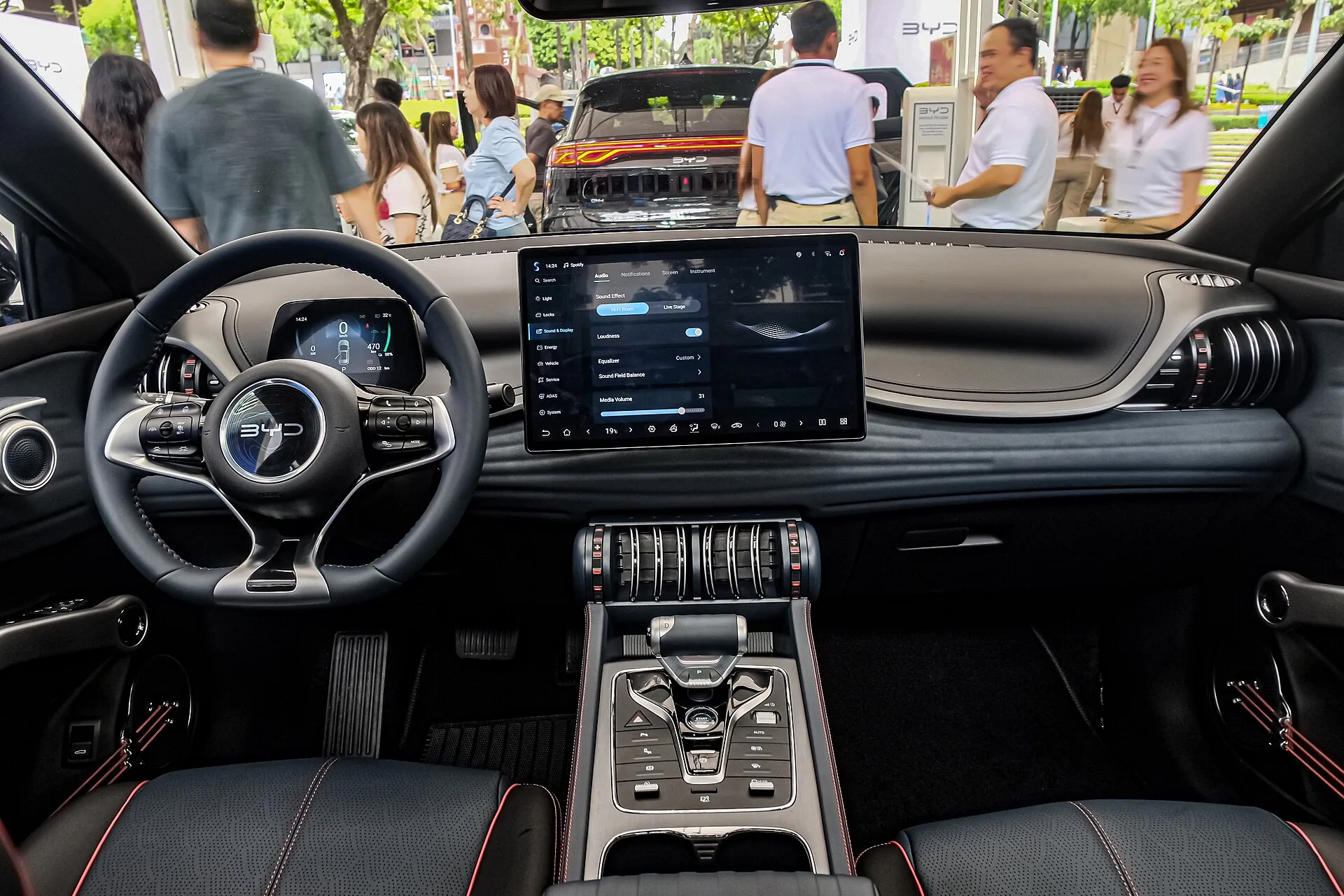BYD Atto 3 interior dashboard